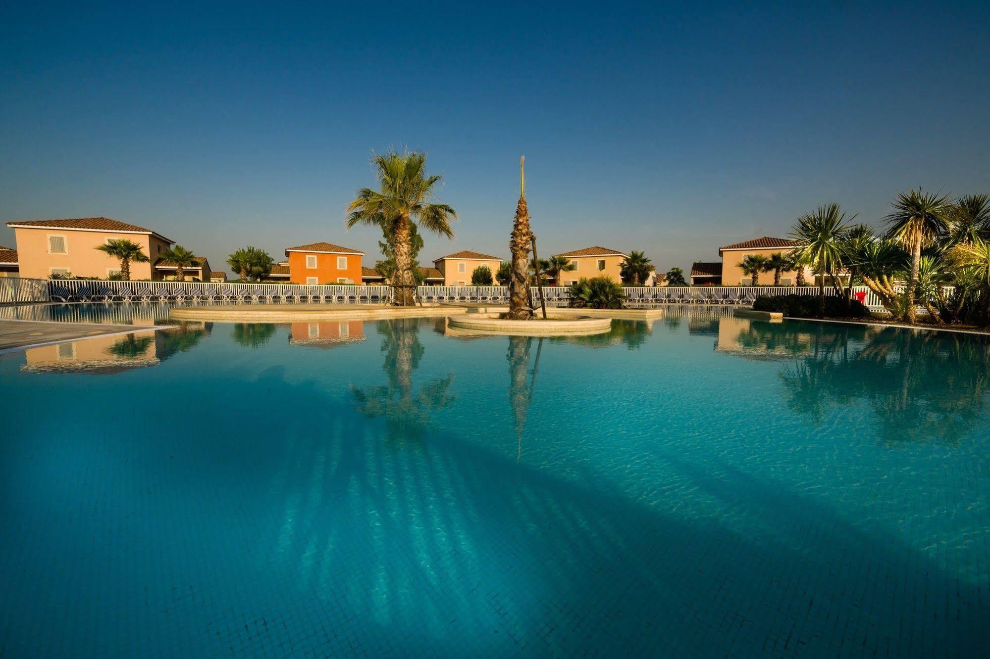 Le Domaine Du Golf*** By Ateya Vacances Fabregues Bagian luar foto